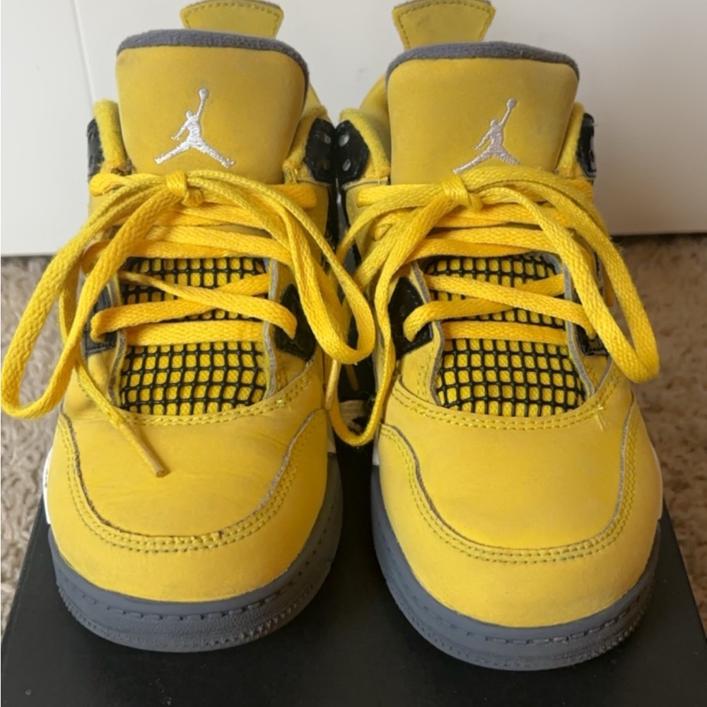 Jordan 4 Retro size 1y